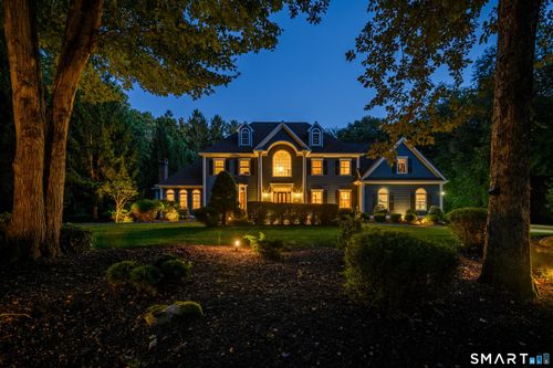 3 Dylan Dr, Newtown, CT, 06470-1453 | Card Image
