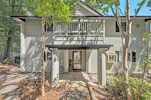 228 Cove Rd, Penhook, VA, 24137-2302 | Card Image