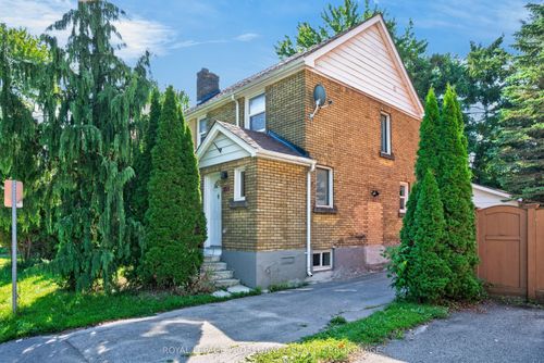 500 Brock St, Kingston, ON, K7L1T7 | Card Image