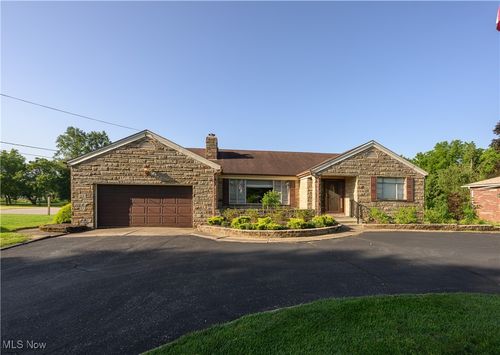 964 E Robinson Ave, Coventry Twp, OH, 44203 | Card Image