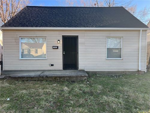 11912 Holborn Ave, Cleveland, OH, 44105-2609 | Card Image