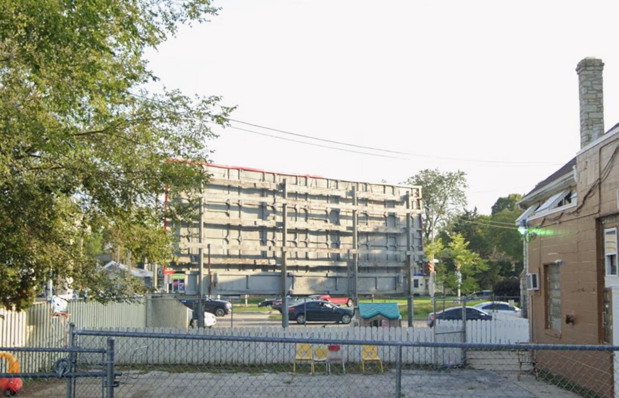 Commercial Sale in Milwaukee 5