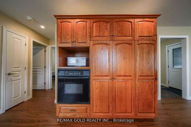 A - 12 Clayton St, House attached with 3 bedrooms, 3 bathrooms and 2 parking in Mitchell ON | Image 13