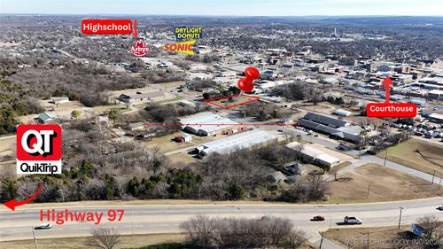 223 E Jackson Ave N, Sapulpa, OK, 74066-2853 | Card Image