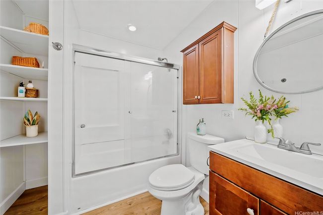 Virtually Staged- 2nd floor Bathroom | Image 18