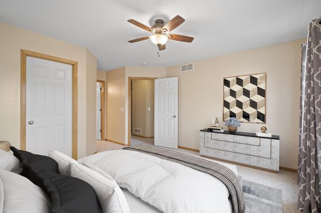 Digitally staged to show space | Image 21