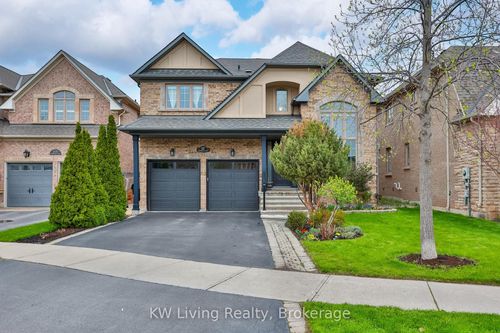 2327 Gladacres Lane E, Oakville, ON, L6M0G4 | Card Image