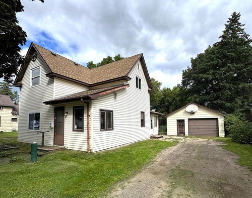 212 4th St Ne, Aitkin, MN, 56431-1560 | Card Image