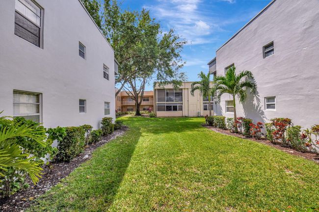 595 Normandy M, Condo with 2 bedrooms, 2 bathrooms and null parking in Delray Beach FL | Image 22