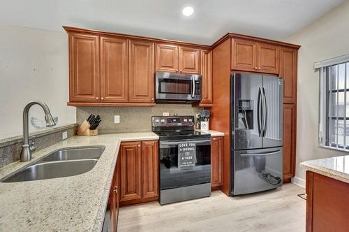 8046 Summerview Ter, Boca Raton, FL, 33496-5154 | Card Image