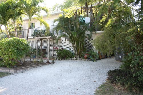 544 Plante St, Key Largo, FL, 33037-4611 | Card Image