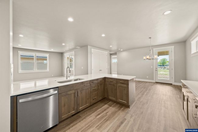 2522 Nw Redwood Cir, House other with 1 bedrooms, 2 bathrooms and null parking in Redmond OR | Image 15