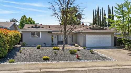6410 Rolling Way, Carmichael, CA, 95608 | Card Image