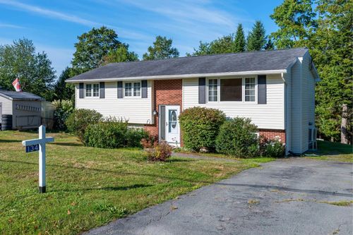 134 Beech Hill Dr, Lake Echo, NS, B3E1A6 | Card Image