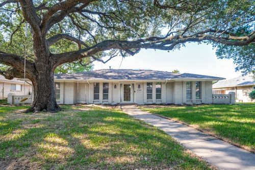 2720 Grandview Dr, Plano, TX, 75075-8110 | Card Image