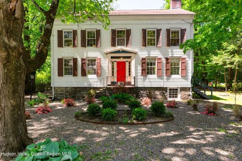 3714 Main St, Stone Ridge, NY, 12484-5638 | Card Image