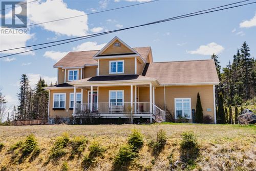 11 N Ridge Ave, Blaketown, NL, A0B | Card Image