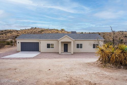 879 Lisboa Ct, Rio Rico, AZ, 85648-2934 | Card Image