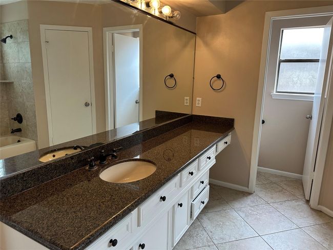 17406 Spicewood Springs Ln, House other with 4 bedrooms, 4 bathrooms and 2 parking in Spring TX | Image 20