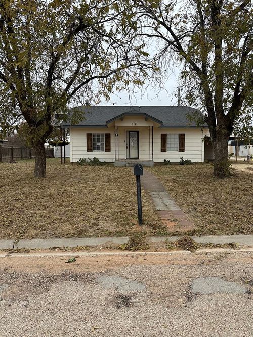 116 E 12th St, Colorado City, TX, 79512-3802 | Card Image