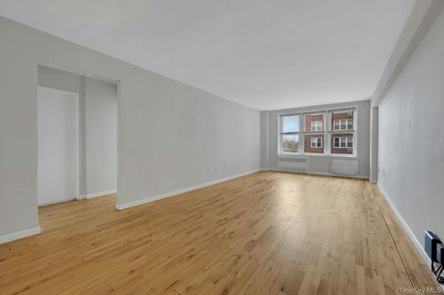 apt-310-14 Westview Ave, Eastchester, NY, 10707-4116 | Card Image