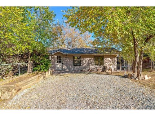 940 Mc Intyre St, Golden, CO, 80401-3914 | Card Image