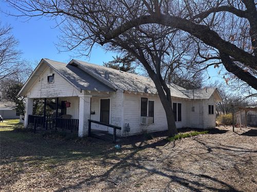 406 W Nelson Street, Bowie, TX, 76230 | Card Image