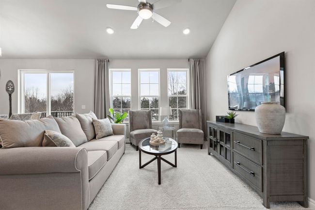 Great Room | Image 12