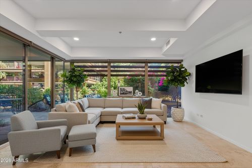 3008-7147 E Rancho Vista Dr, Scottsdale, AZ, 85251-1492 | Card Image