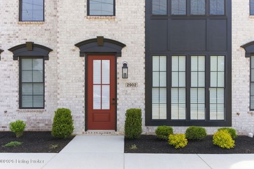 2900 Megan Thompson Way, Louisville, KY, 40220-8397 | Card Image