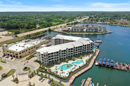 303-199 Waterpoint Ct, Montgomery, TX, 77356-2051 | Card Image
