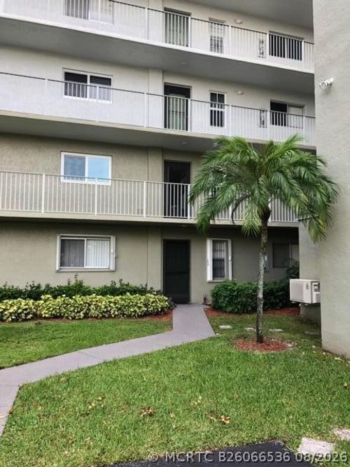 106-2236 N Cypress Bend Dr, Pompano Beach, FL, 33069-5612 | Card Image