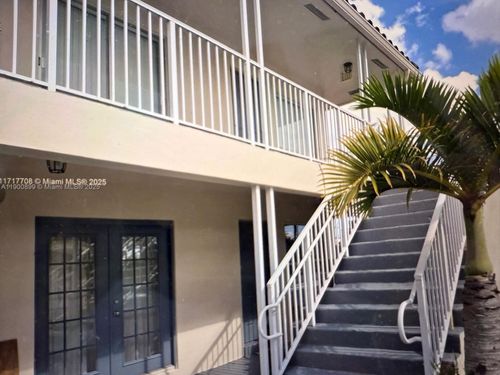 apt-4-3031 Ne 21st Ter, Oakland Park, FL, 33306-1226 | Card Image