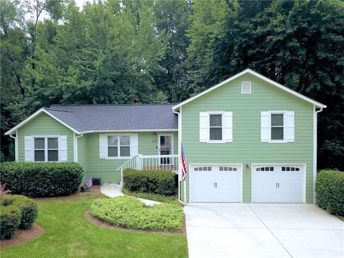435 Tyson Cir, Roswell, GA, 30076-2210 | Card Image