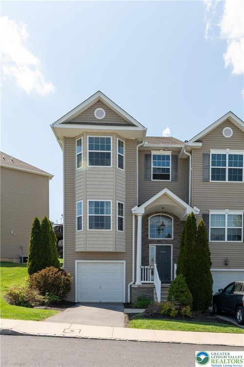 2406 Gentle Hollow Dr, Whitehall, PA, 18052-3985 | Card Image
