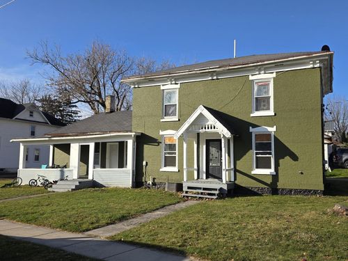 401 S College Ave, FOX LAKE, WI, 53933-9601 | Card Image