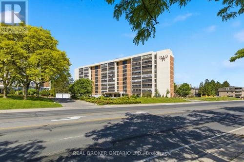 402-65 Westmount Road N, Waterloo, ON, N2L5G6 | Card Image