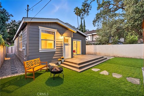 125 N Alvarado St, Ojai, CA, 93023-2101 | Card Image