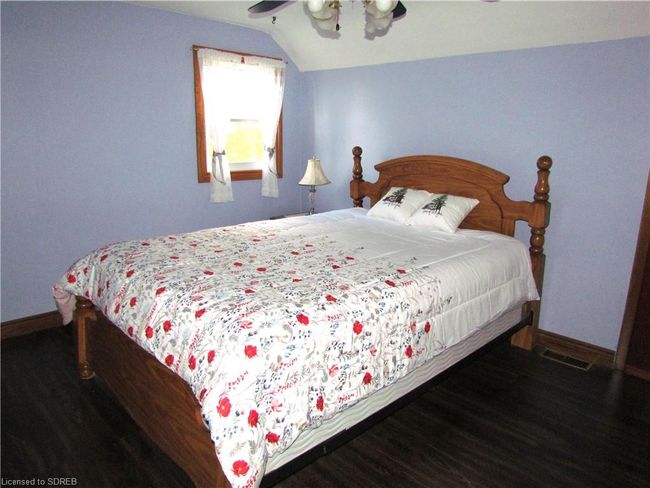 945 Mid Nwal Townline Road, House other with 7 bedrooms, 3 bathrooms and 7 parking in Norfolk County ON | Image 19