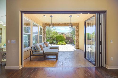 7152 Sitio Corazon, Carlsbad, CA, 92009 | Card Image