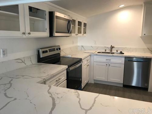 185-527 S Sierra Ave, Solana Beach, CA, 92075-1810 | Card Image