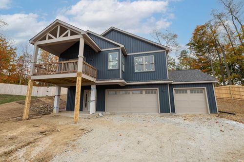 1004 Hawthorn Ln, Columbia City, IN, 46725 | Card Image