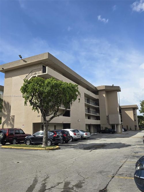 apt-406-816 Nw 87th Ave, Miami, FL, 33172-3436 | Card Image