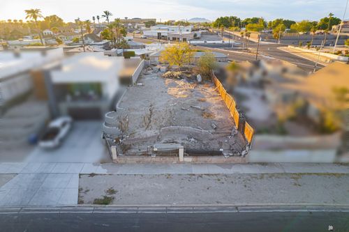001 W 1st St, Yuma, AZ, 85364-1400 | Card Image