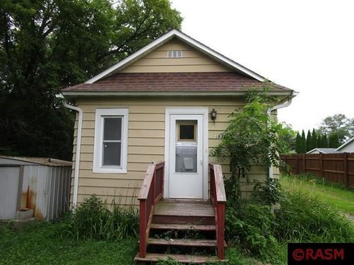 1932 4th Ave, Mankato, MN, 56001-2812 | Card Image
