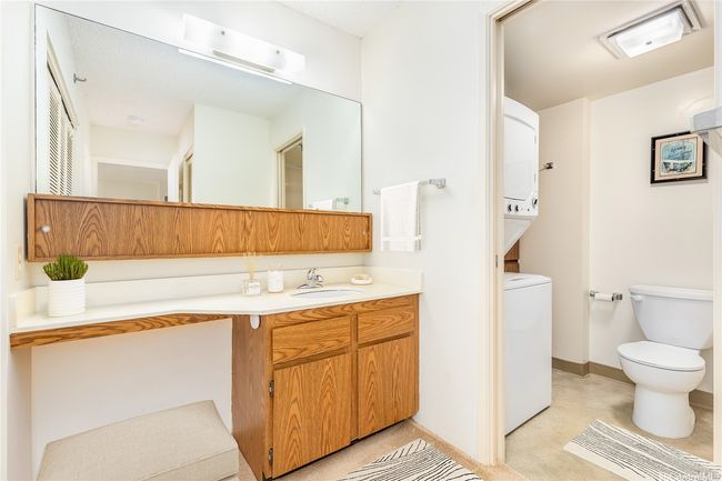 APT-1503 - 98-402 Koauka Loop, Condo with 1 bedrooms, 1 bathrooms and 1 parking in Aiea HI | Image 8