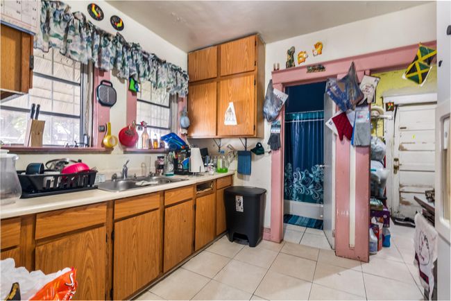 631 30 Th St, House other with 3 bedrooms, 2 bathrooms and null parking in West Palm Beach FL | Image 9