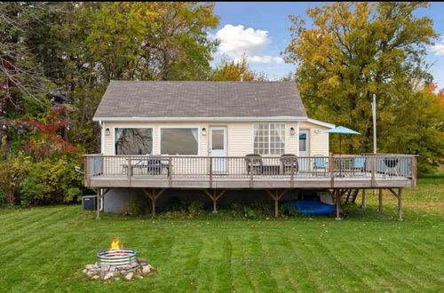 7919 Us Highway 169, Garrison, MN, 56450-2049 | Card Image