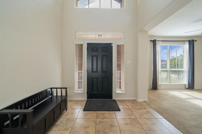 Impressive formal entry | Image 6