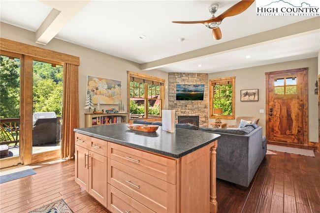 8 - 52 Eagle Cottage Ln, Townhouse with 1 bedrooms, 2 bathrooms and null parking in Banner Elk NC | Image 17